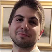 Laureato in fisica impartisce lezioni di fisica e matematica con livello di scuole superiori o universitario